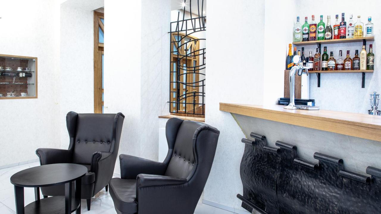 Europejski Boutique Hotel Radom Exteriör bild