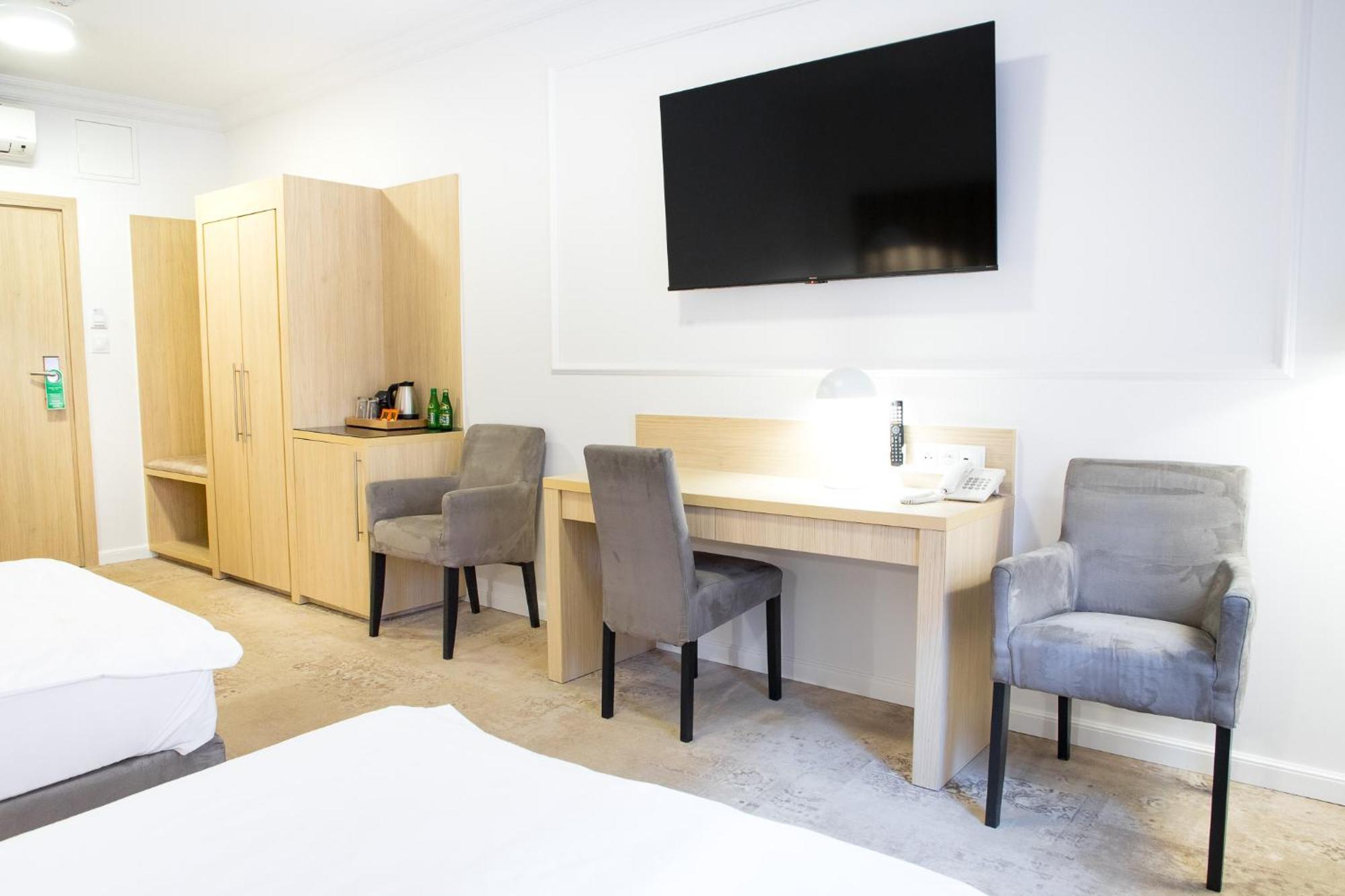 Europejski Boutique Hotel Radom Exteriör bild