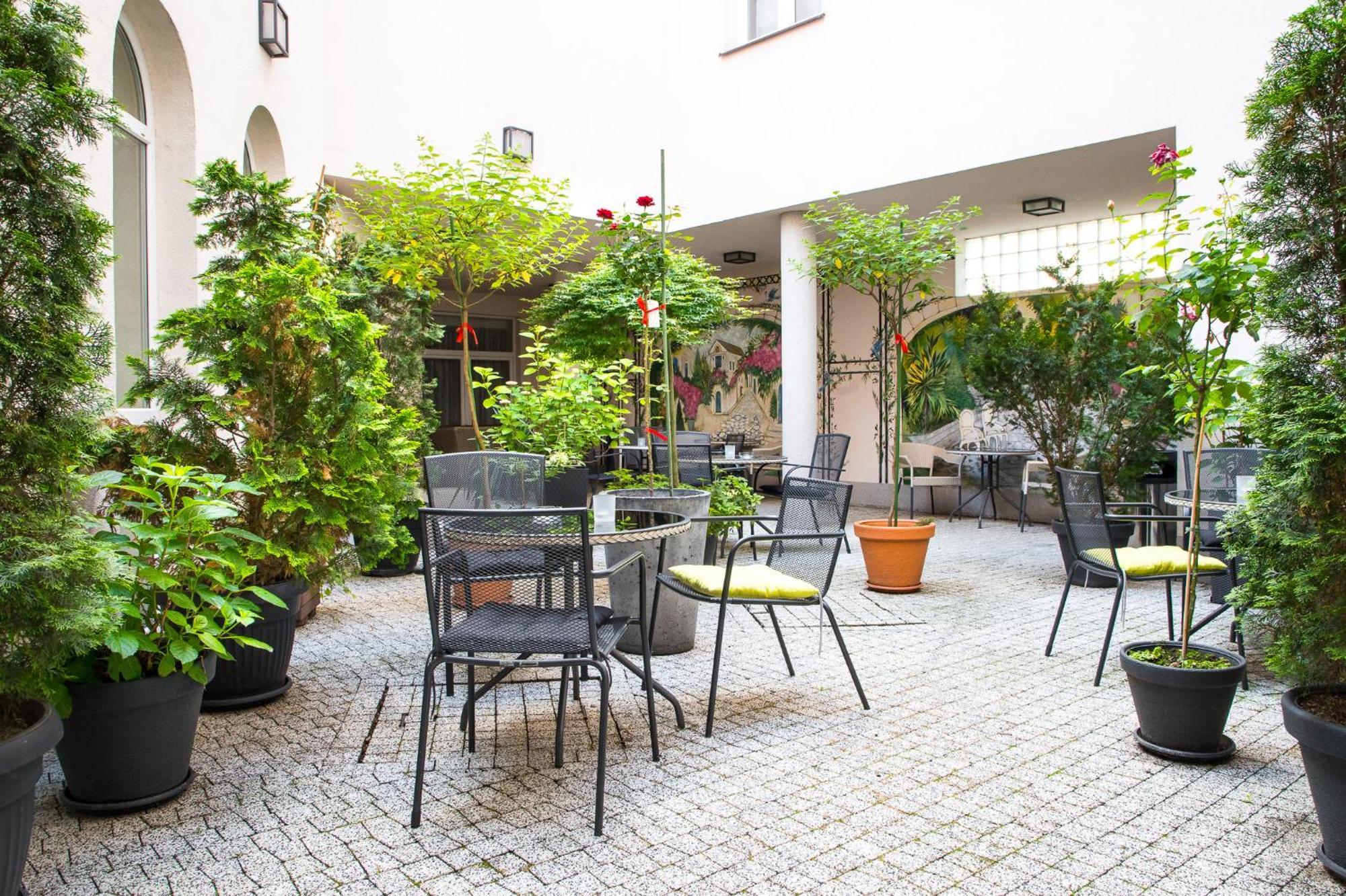 Europejski Boutique Hotel Radom Exteriör bild