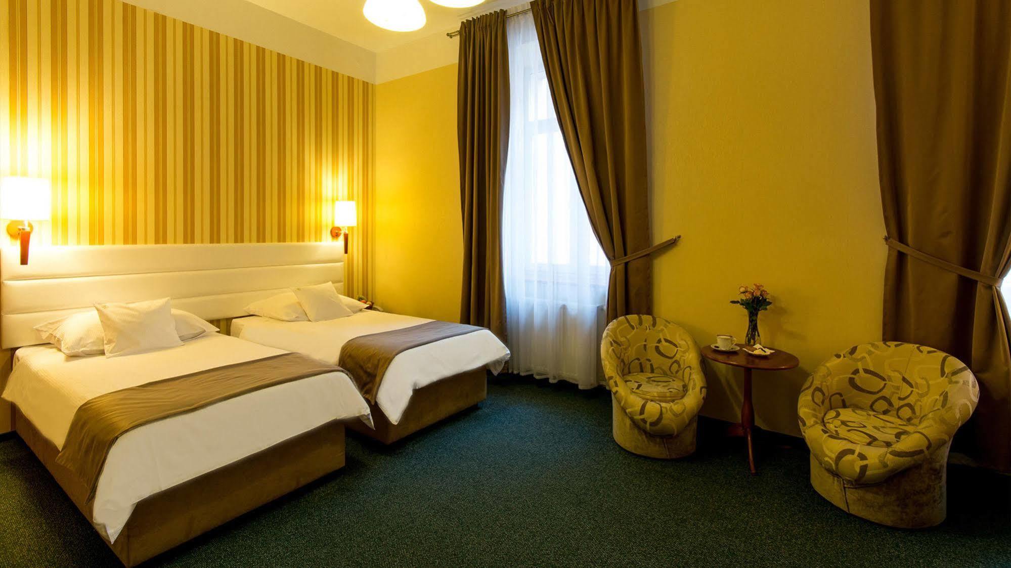 Europejski Boutique Hotel Radom Exteriör bild