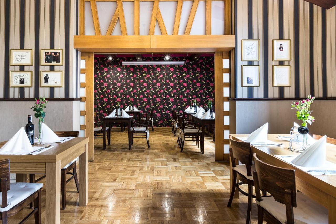 Europejski Boutique Hotel Radom Exteriör bild